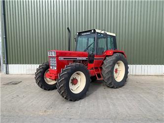 International 1055