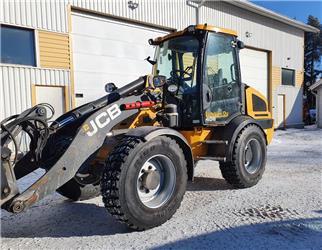 JCB 409