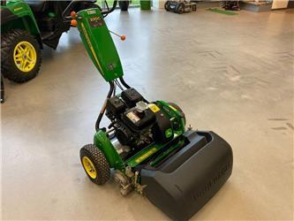 John Deere 220 C
