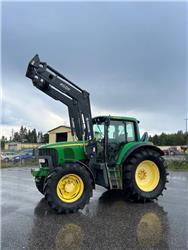 John Deere 6820