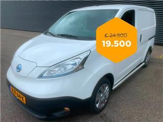 Nissan E-NV 200