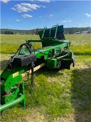 John Deere 1365
