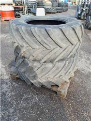 Michelin 520/60R28 Däck