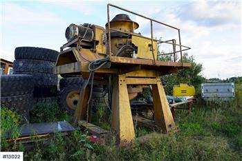 Lokomo G 128 crusher