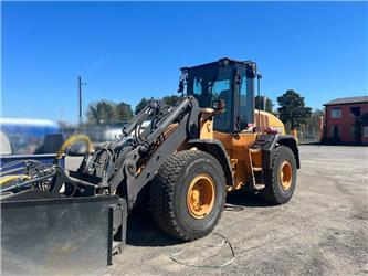 CASE 721 F XT