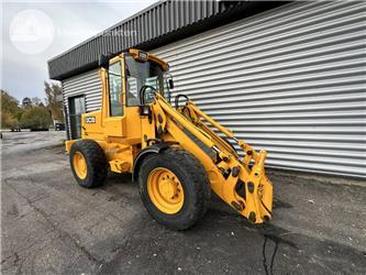 JCB 411