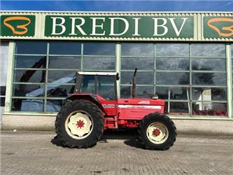 International 1255 A