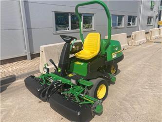 John Deere 2500B