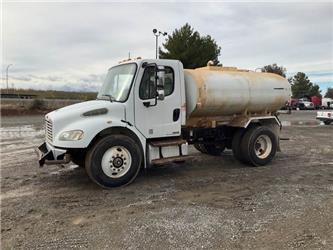 Freightliner M2 106