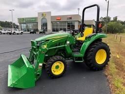 John Deere 3035D