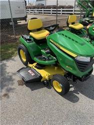 John Deere X570