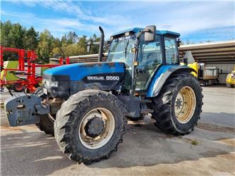 New Holland 8560