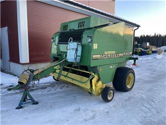 John Deere 575