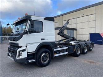 Volvo FMX 540 8x4*4