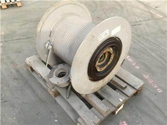 Krupp KMK 4060 winch