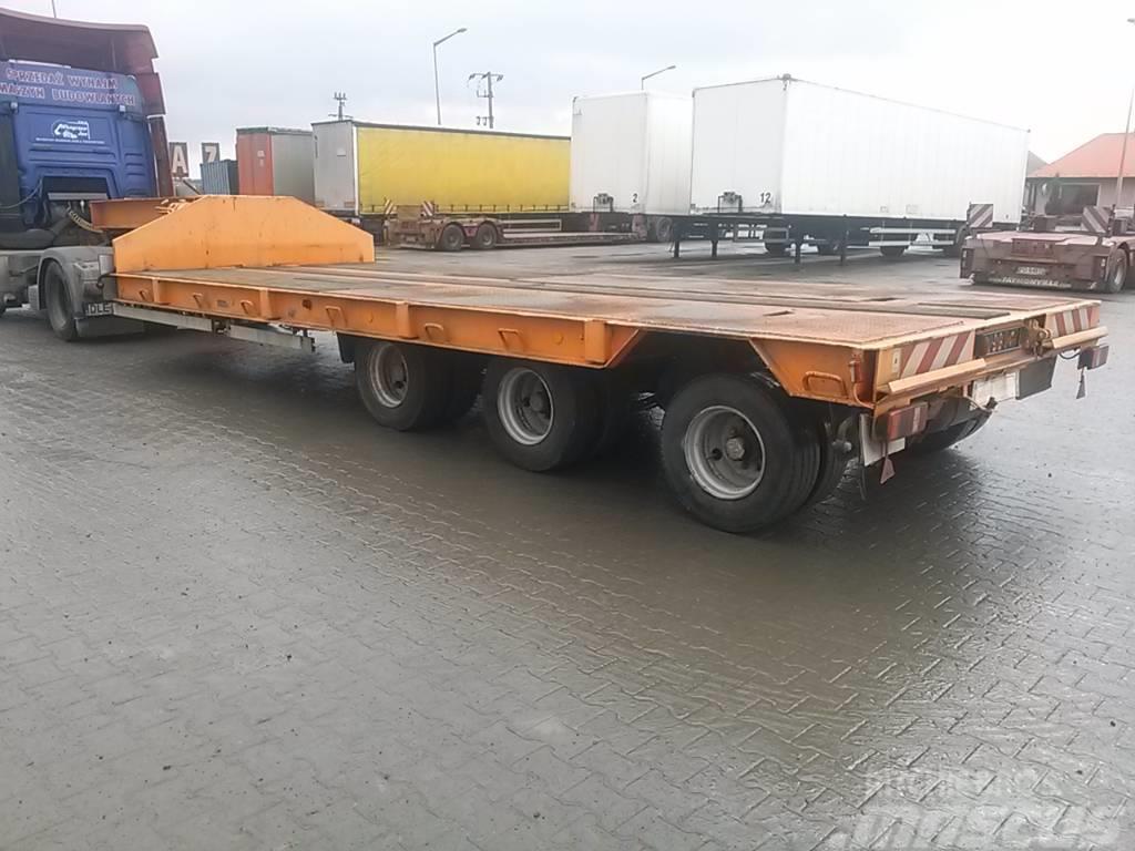  Naczepa niskopodwoziowa typu semi Goldhofer  STPN3 Låg lastande semi trailer