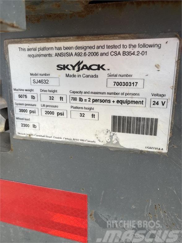 SkyJack SJ III 4632 Saxliftar