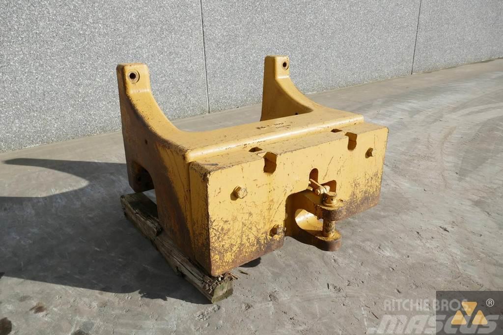 CAT D8T Counterweight Front weights
