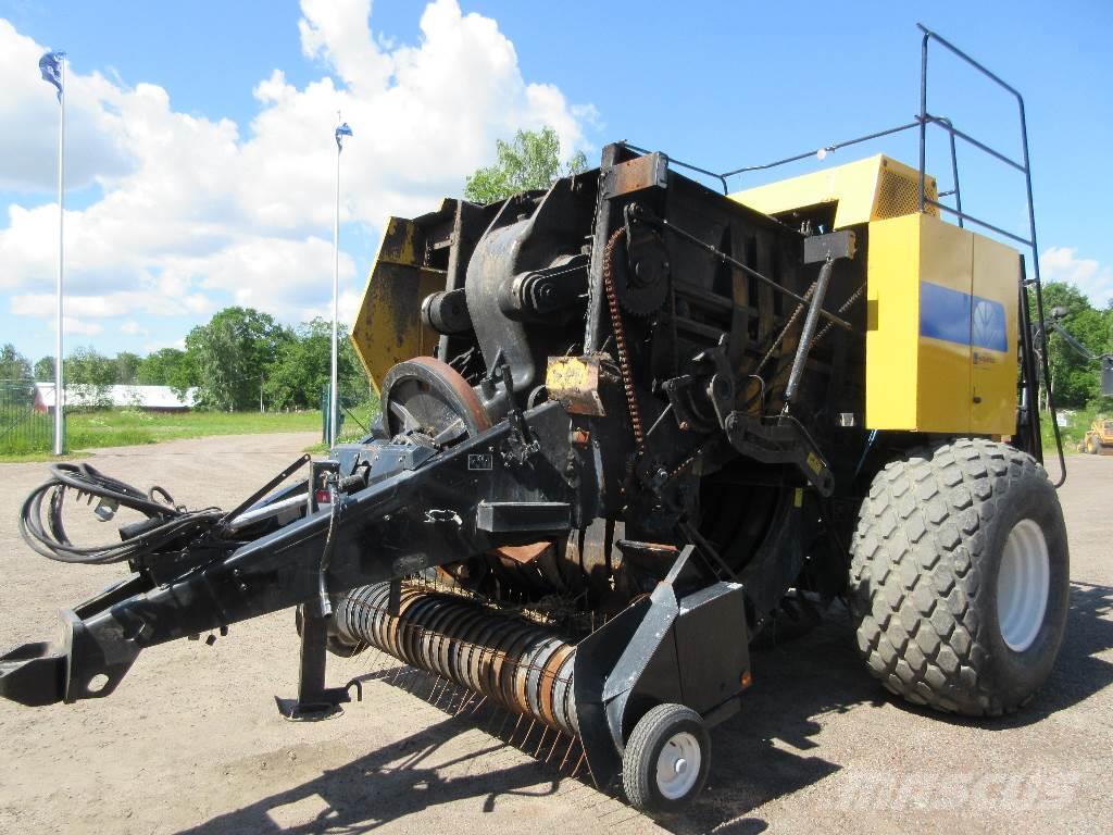 New Holland BB980  Damaged / Skadad Fyrkantspressar