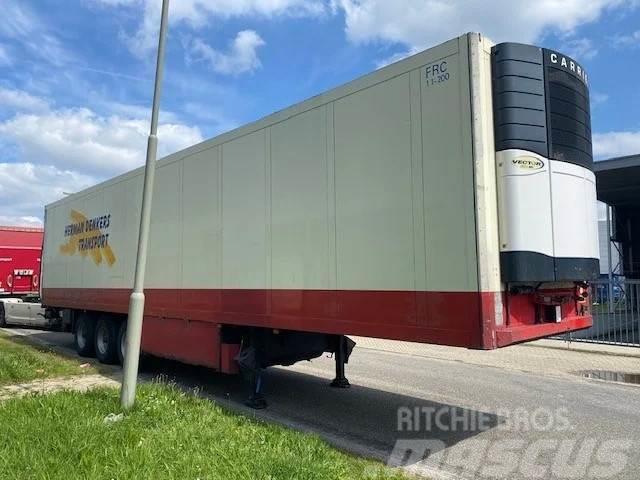 Schmitz Cargobull SKO24 met goed werkende carrier vector koelmotor, Temperature controlled semi-trailers