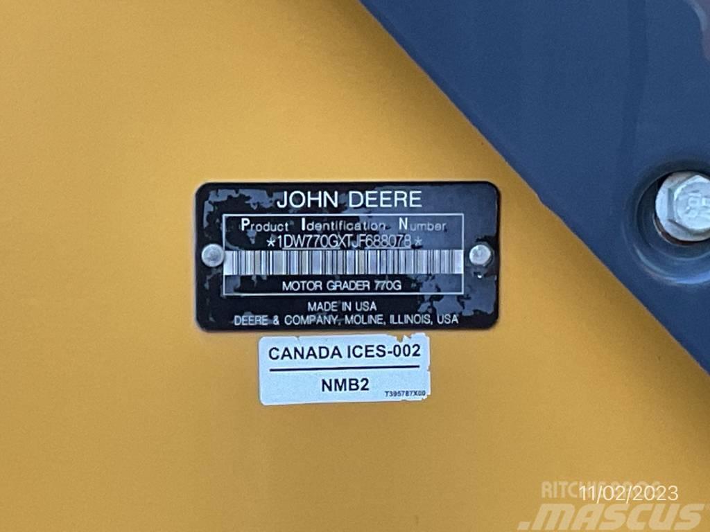 John Deere 770 G Väghyvlar