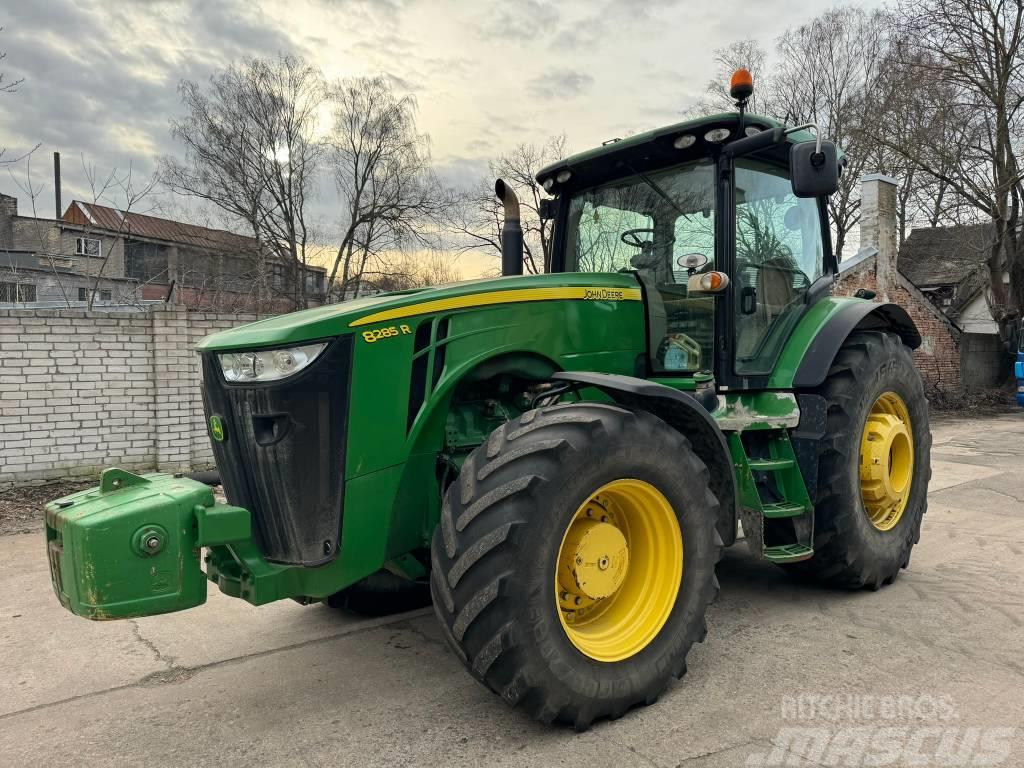 John Deere 8285 R Traktorer