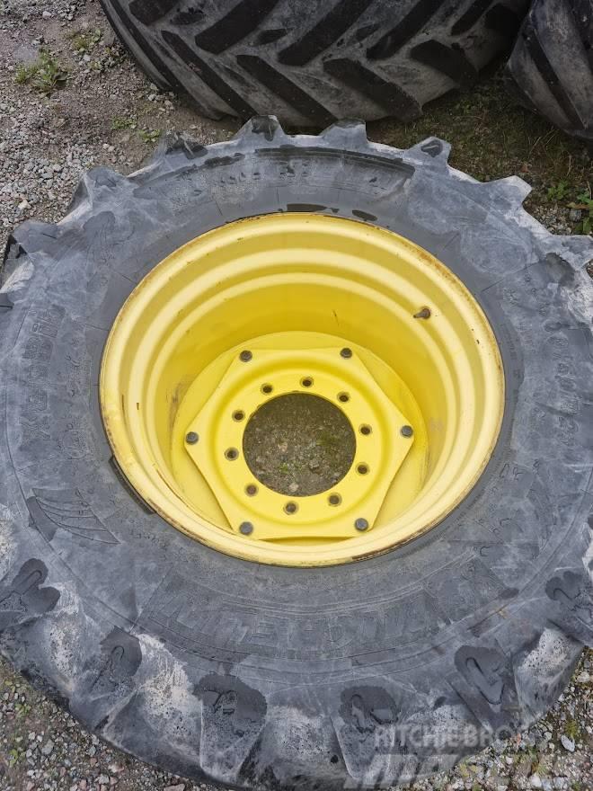 Michelin XeobBIB Däck, hjul och fälgar