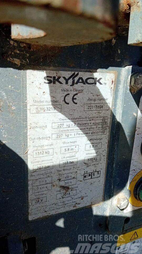 SkyJack SJ 3219 Saxliftar