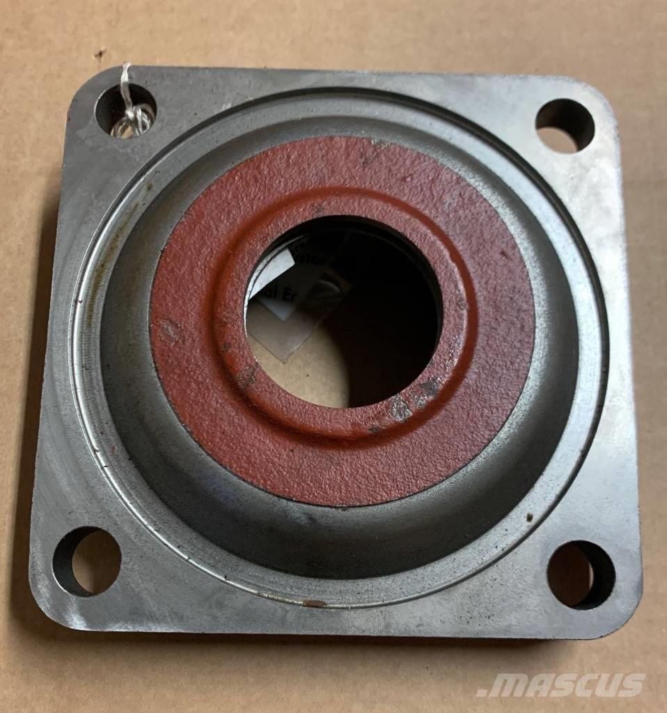 Deutz-Fahr Bearing house 06515213, 06256483, 1210712002400 Band, kedjor och underreden