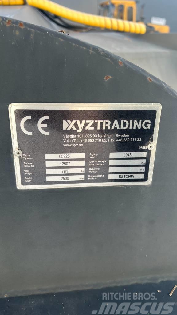 XYZ Premium 2500 Snöslunga Snöslungor och -fräsar