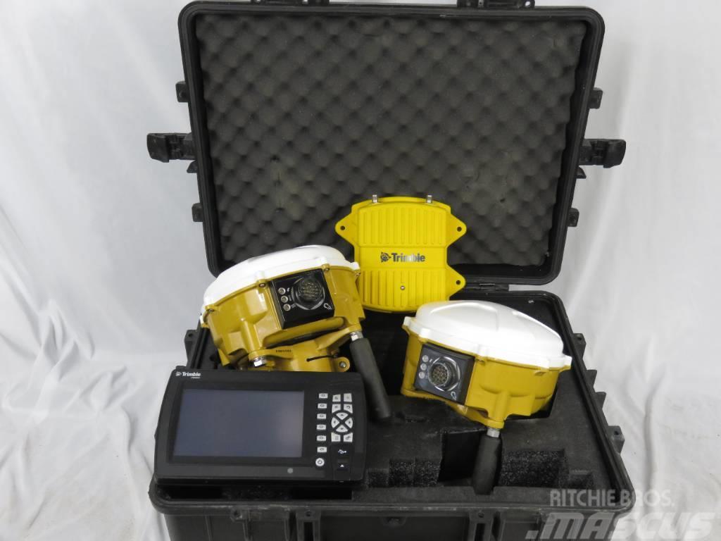 Trimble GCS900 Dozer GPS Kit w/ CB460, MS995's, SNR934 Övriga
