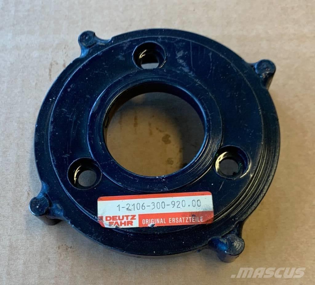 Deutz-Fahr Flange 06504068, 06272620, 1210630092000 Hydraulik