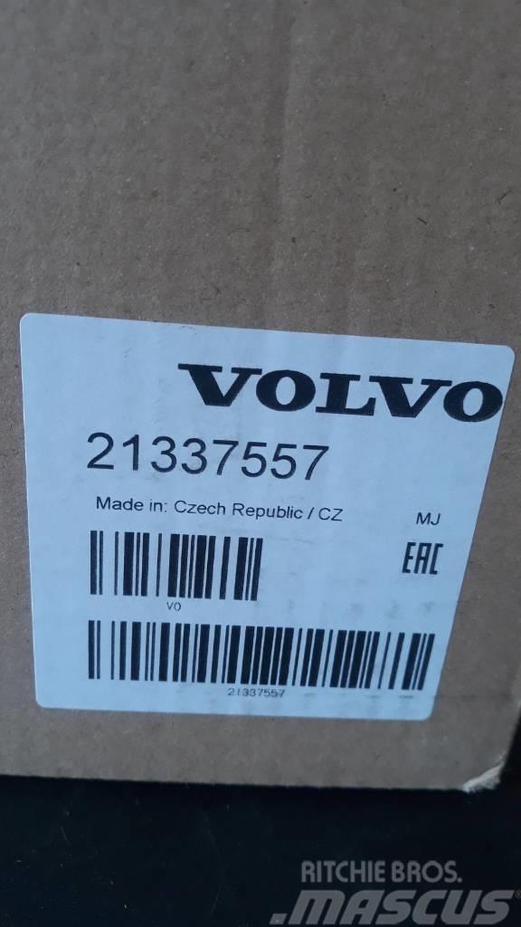 Volvo AIR FILTER 21337557 Motorer