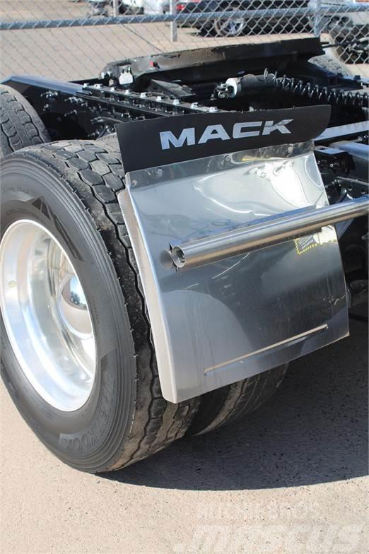 Mack ANTHEM 64T Dragbilar