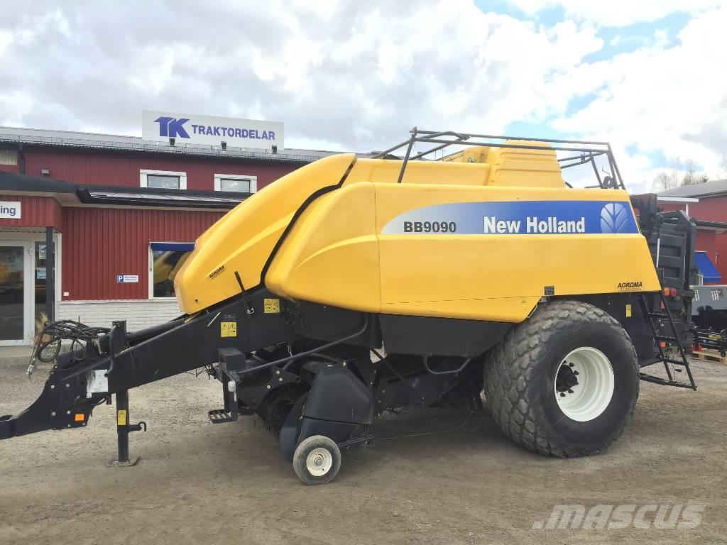 New Holland BB9090 Damaged / Skadad Fyrkantspressar