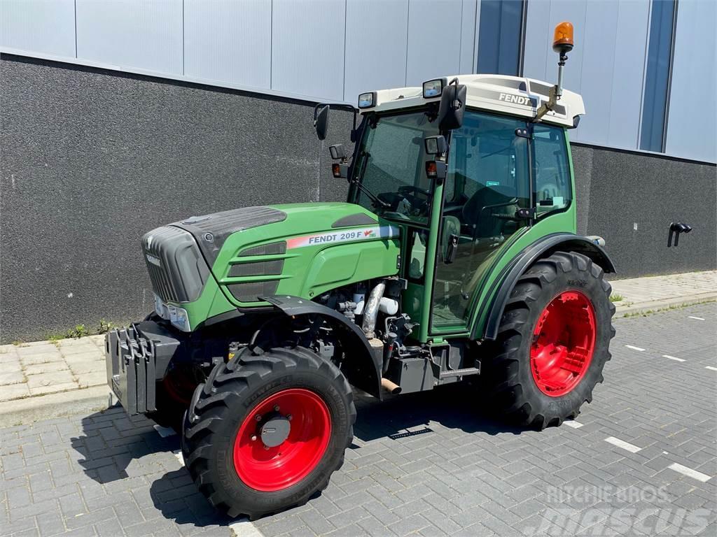 Fendt 209F Vario Traktorer