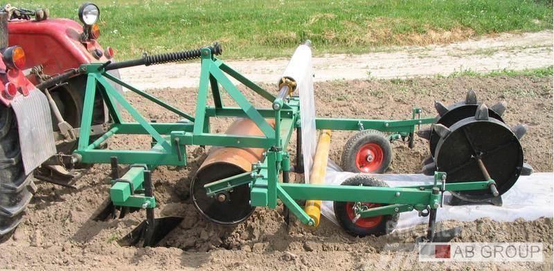 KRUSZEC maszyna do rozkładania folii MF Övriga maskiner för jordbearbetning