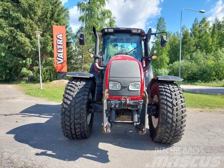 Valtra T150 HT Traktorer