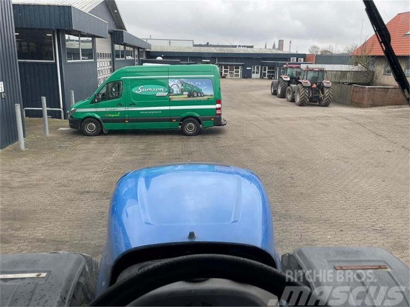 New Holland 8040 Affjedret foraksel Traktorer