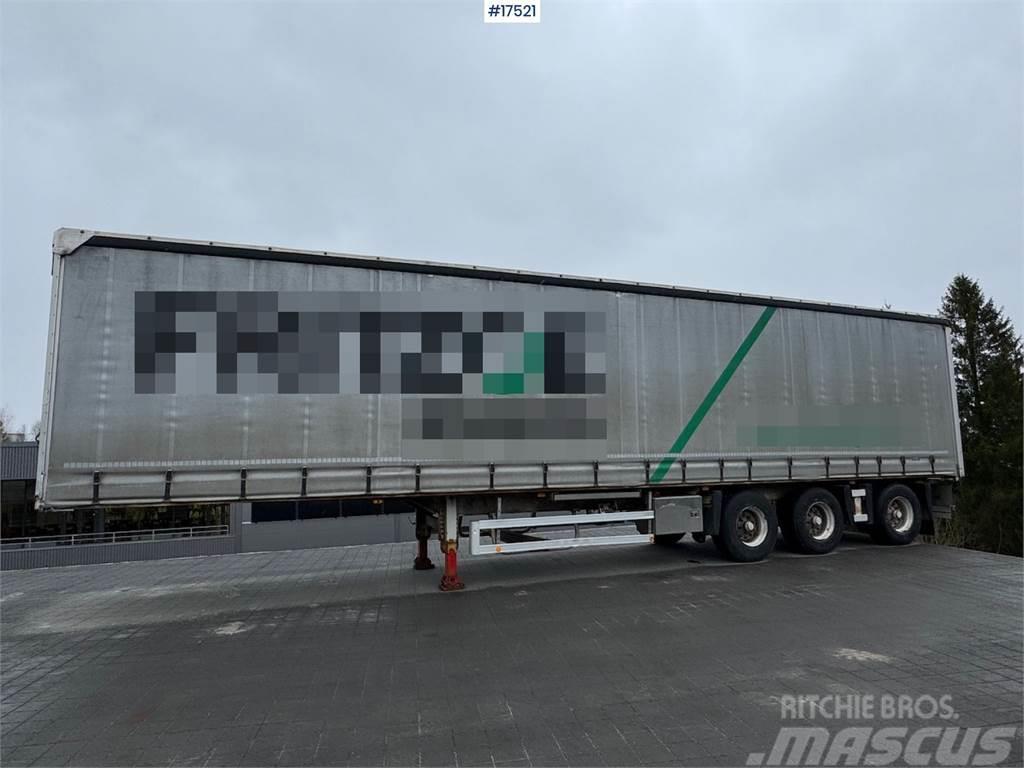 Schmitz Cargobull semi-trailer. Övriga Trailers