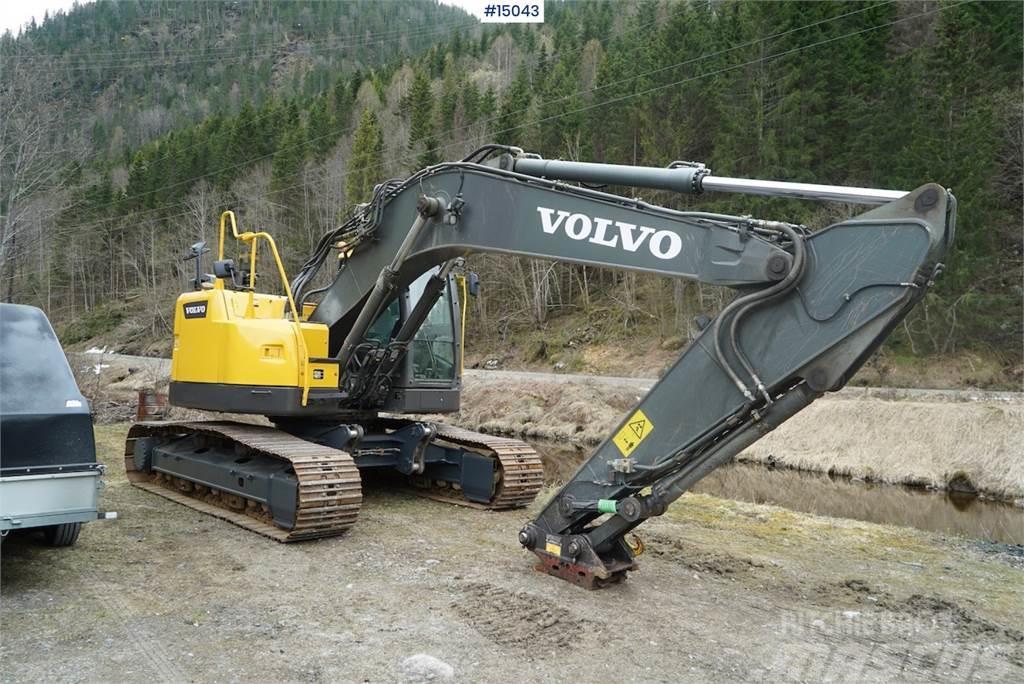 Volvo ECR235DL Excavator w/ bucket and rotor tilt. Bandgrävare