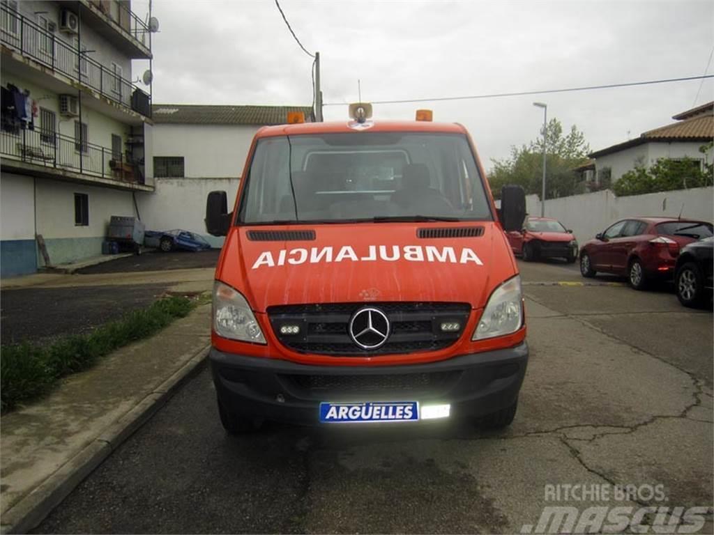 Mercedes-Benz Sprinter 315 CDI AMBULANCIA L2H1 Ambulance Lätta skåpbilar