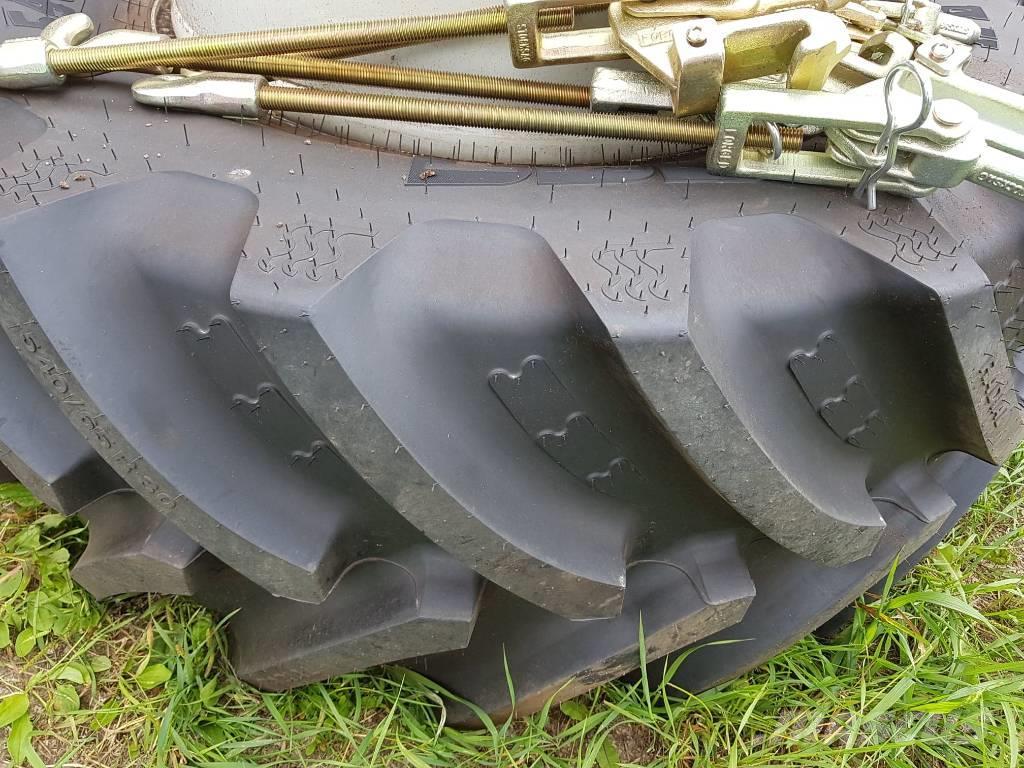 Stocks Dubbelmontage  8 spänn GW 540/65R30 BKT Dubbelmontage