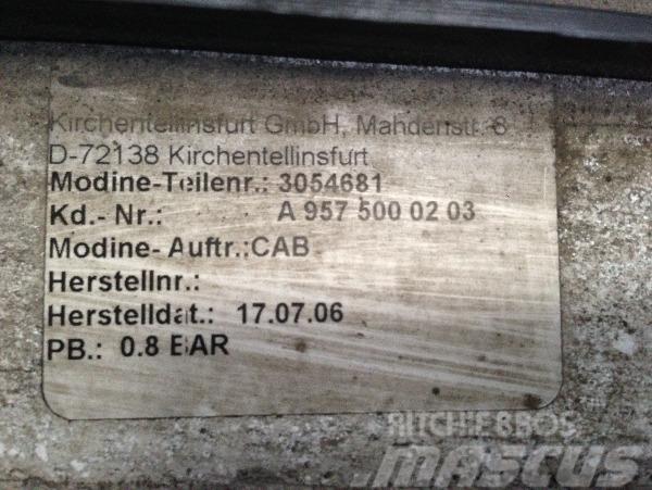 Mercedes-Benz Kühlerpaket Econic A957 500 0203 / A9575000203 Motorer
