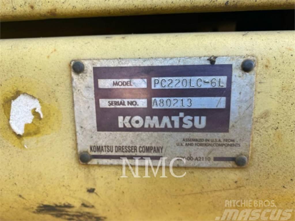 Komatsu PC220LC_KM Bandgrävare