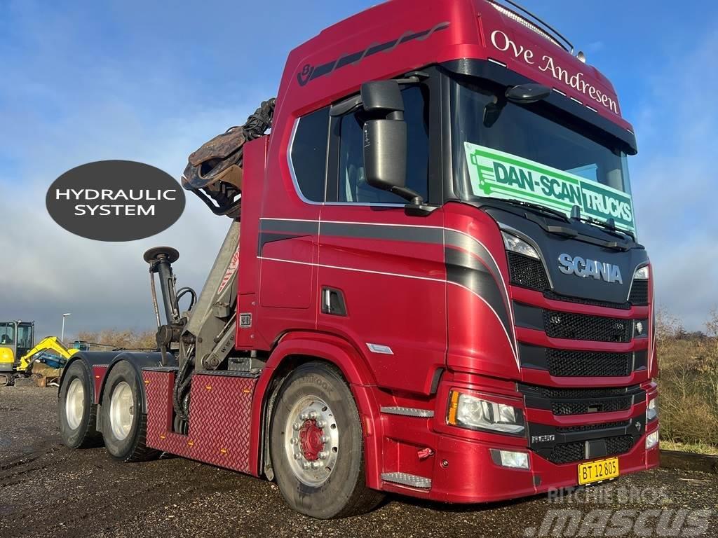 Scania R650 6x4 m. aftagelig kran Dragbilar