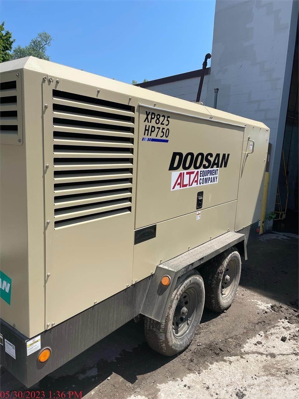 Doosan XP825 Kompressorer