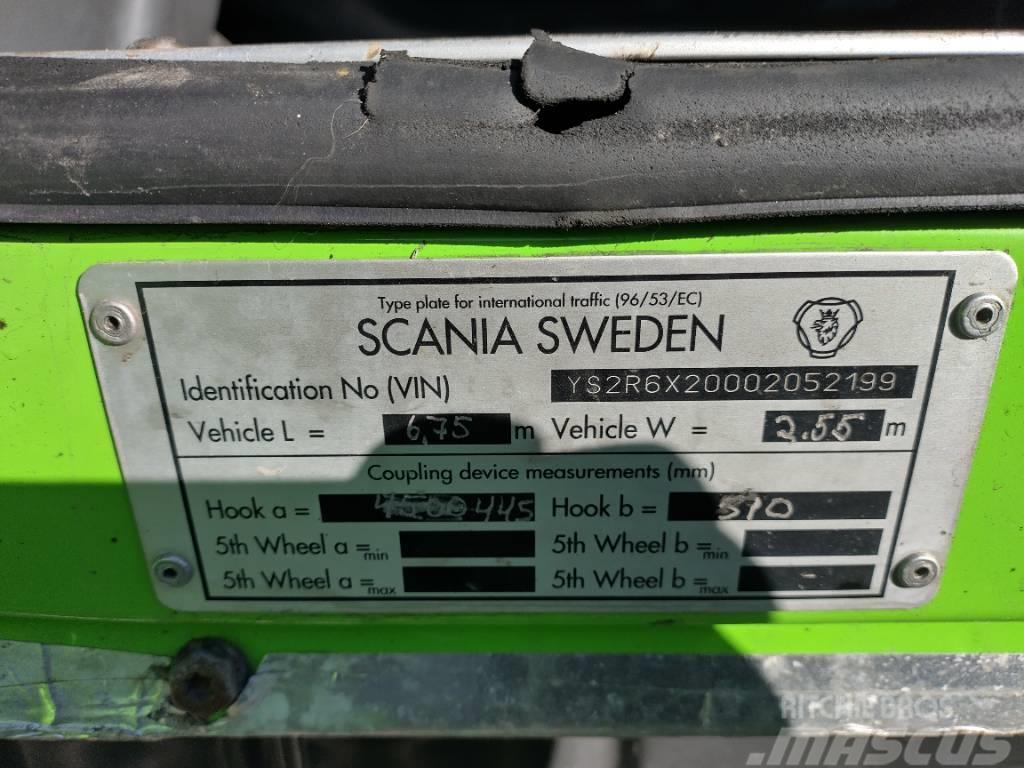 Scania R560 6x2 takateliveturi Dragbilar