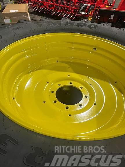 John Deere Hjul par: Trelleborg TM800 600/65R38 gul Däck, hjul och fälgar