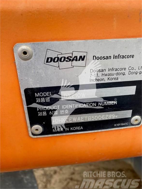 Doosan DX210W Hjulgrävare